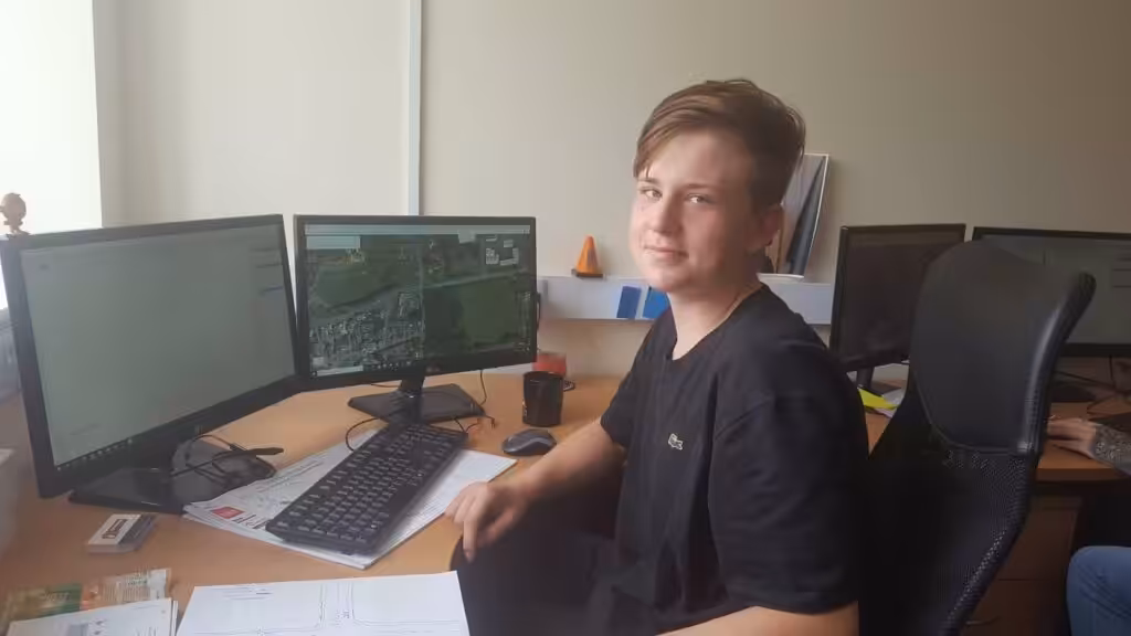 Sam Johnson Work Experience 1568x882 1